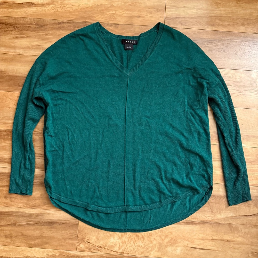 Trouve Green V-Neck Sweater